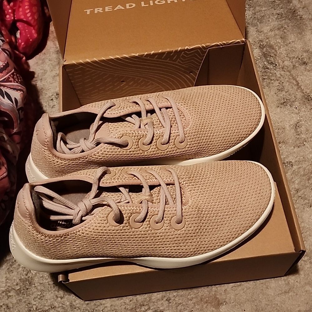 allbirds Men's Sneakers in Light Brown/Tan